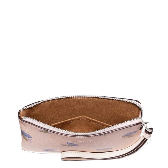 SALE!!! NWT Coach EXTREMELY RARE bell flower wristlet!! PRICE FIRM- HOST PICK - Picture 2 of 3